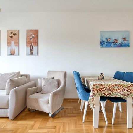 Azure Apartments بودفا المظهر الخارجي الصورة