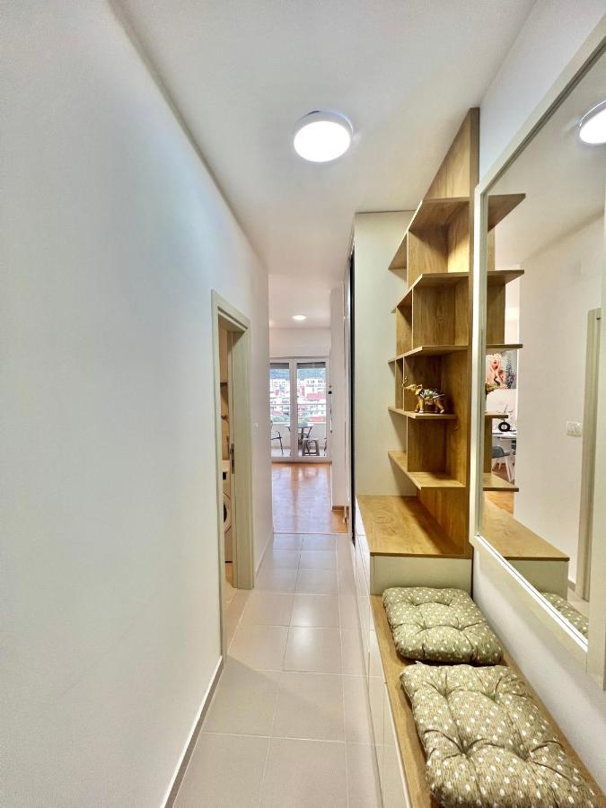 Azure Apartments بودفا المظهر الخارجي الصورة
