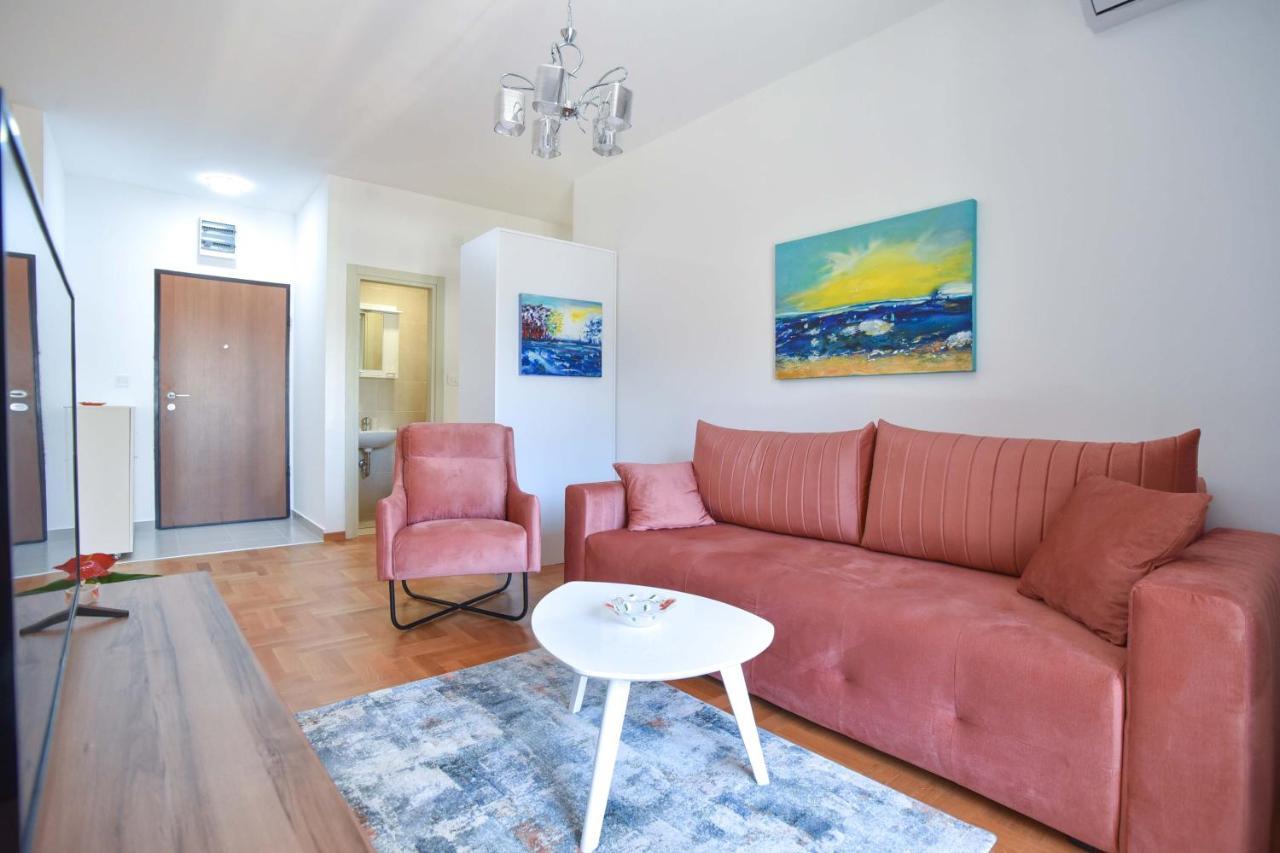 Azure Apartments بودفا المظهر الخارجي الصورة