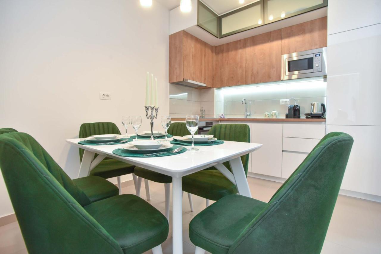 Azure Apartments بودفا المظهر الخارجي الصورة