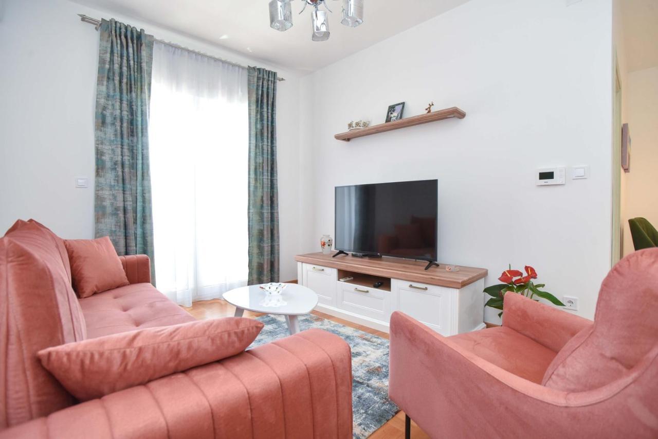 Azure Apartments بودفا المظهر الخارجي الصورة